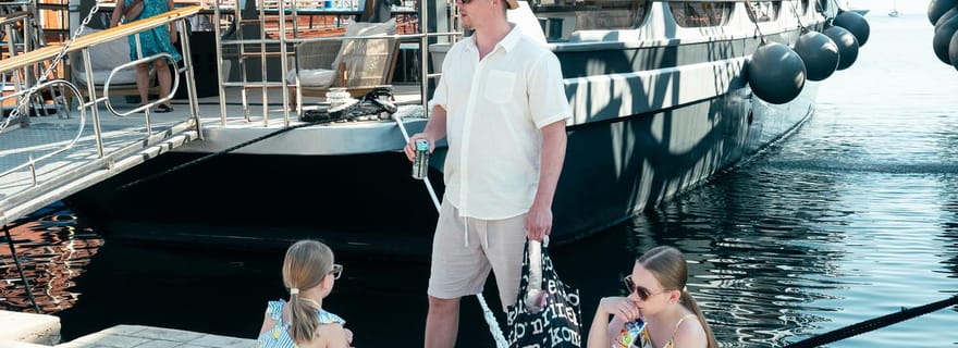 Kos Pearl 3 Island : détendez-vous dans le luxe sur les vagues de la mer Égée