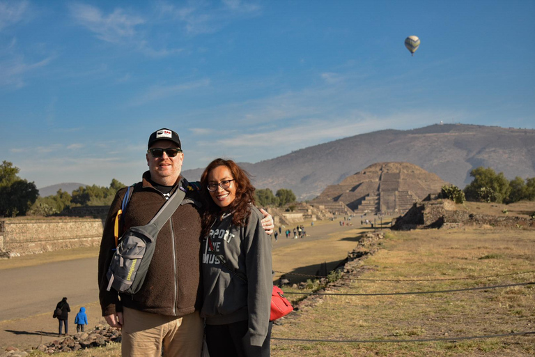 Teotihuacan Pyramids complete without shops or restaurantsFrom CDMX: Teotihuacan Pyramids Day Trip with Entry &amp; Guide