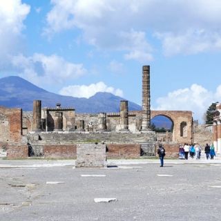 Depuis Sorrento : journée aux ruines de Pompéi et au Vésuve