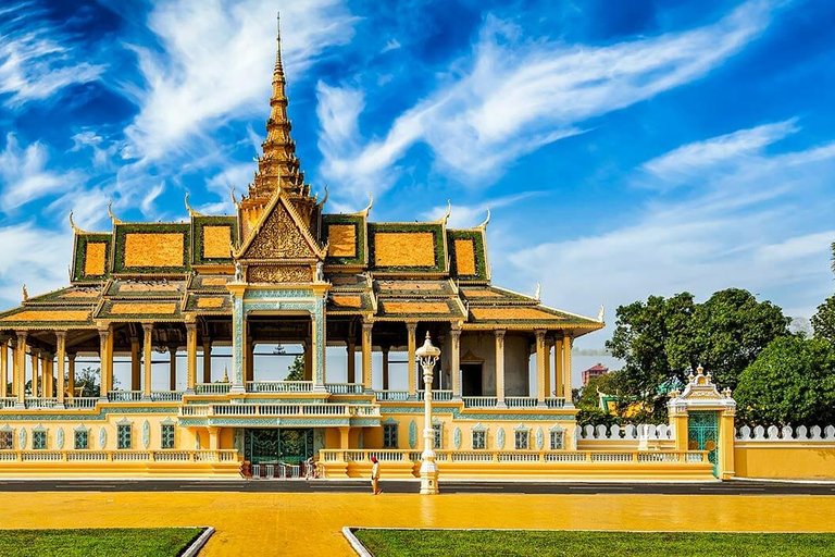 From Phnom Penh: Private Transfer To/From Siem ReapPhnom Penh to Siem Reap in Private Bus for up to 35 People