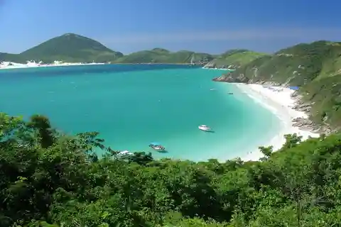 Fra Rio de Janeiro: Dagsudflugt til øen Arraial do Cabo