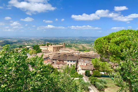 San Gimignano & Volterra: privétransfer vanuit Florence