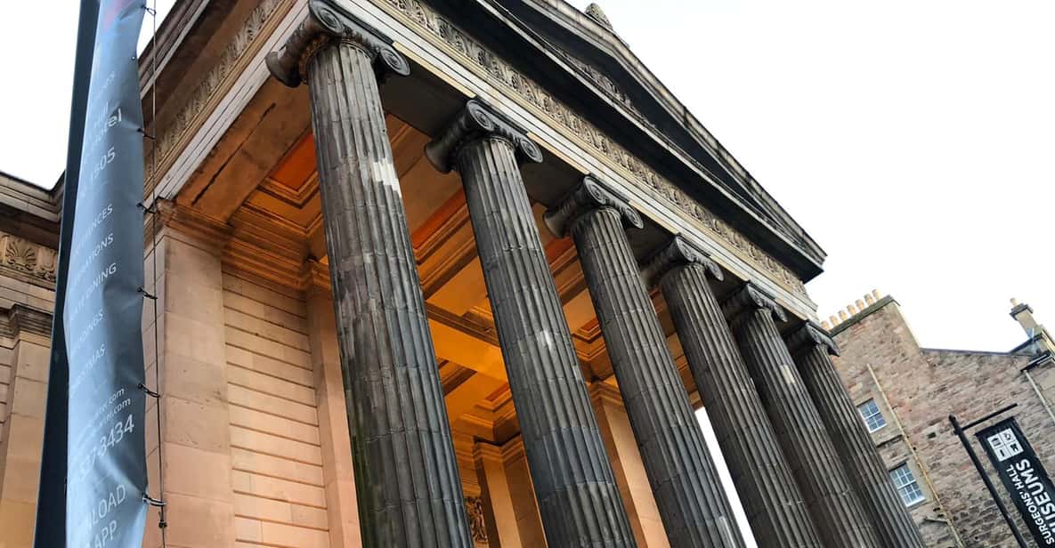 Edinburgh: Haunted City Exploration Game & Self-Guided Tour