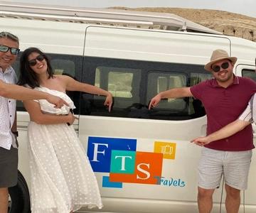 Hurghada: Giza Pyramids Day Trip with Nile Boat Tour Option