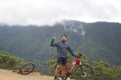Oaxaca Sierra Norte MTB Tour: Descend, Textiles & Mezcal
