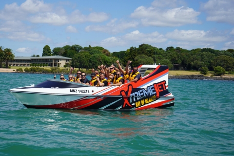 Paihia: excursion de 30 minutes en bateau à moteur dans la baie des îlesAventure Jet Boat Trip en anglais