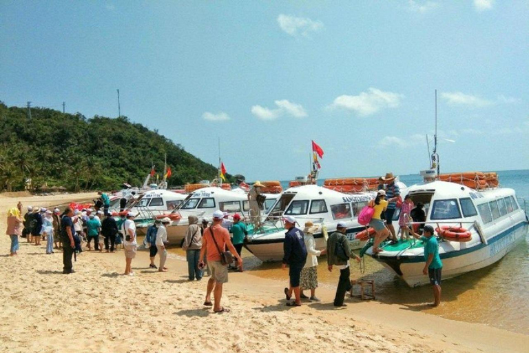 Hoi An: Cham Islands Snorkeling Trip by Speedboat with Lunch