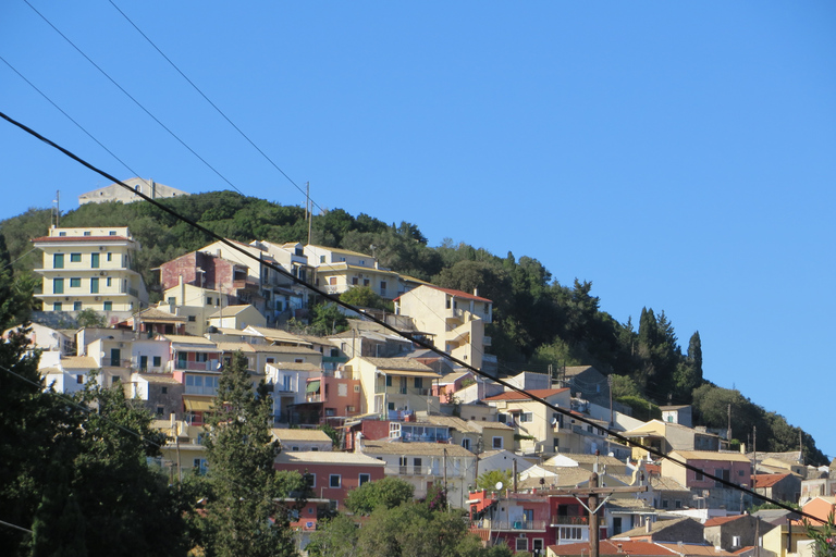 Corfu: Pelekas - Sinarades Villages privétourTour met Engels sprekende chauffeur