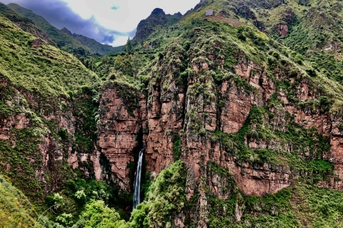 Van Cusco: Perolniyoc-waterval Hele dag Trek heilige valleiVan Cusco: Perolniyoc-waterval dagtour