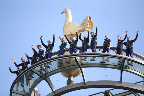Londres : Le Skywalk du stade Tottenham HotspurAscension au sommet