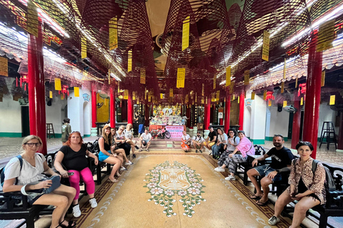 Ciudad Antigua de Hoi An: paseo en barco, farolillos y tour gastronómico callejeroDesde Hoi An/DaNang con comida callejera