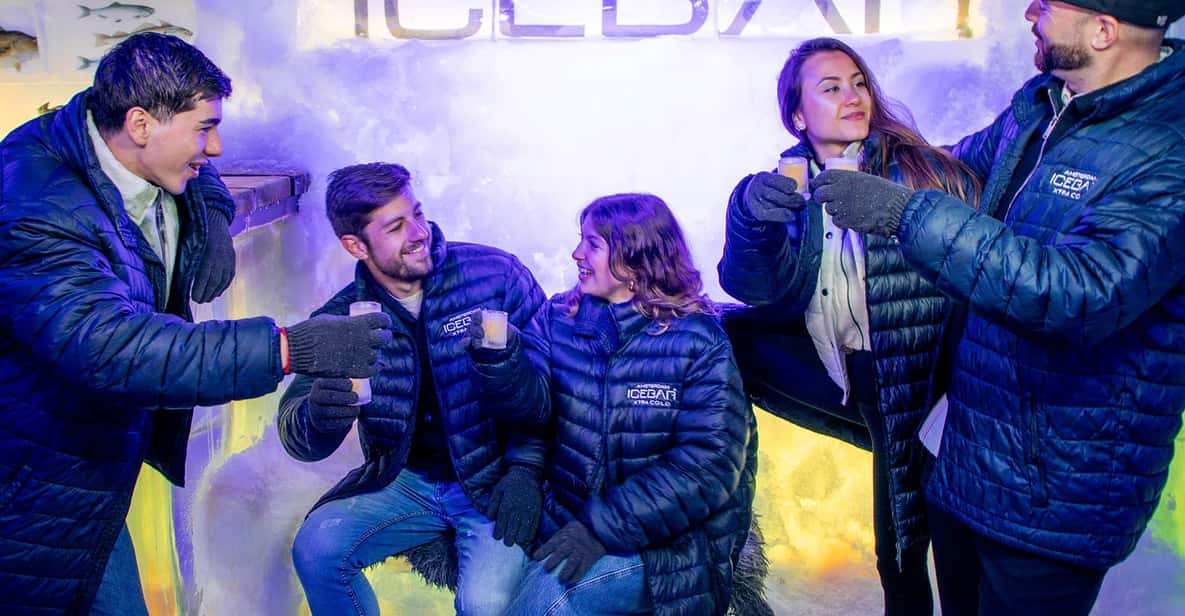 Afbeelding 7 van Amsterdam: Grachtenrondvaart en toegang tot Xtracold Icebar