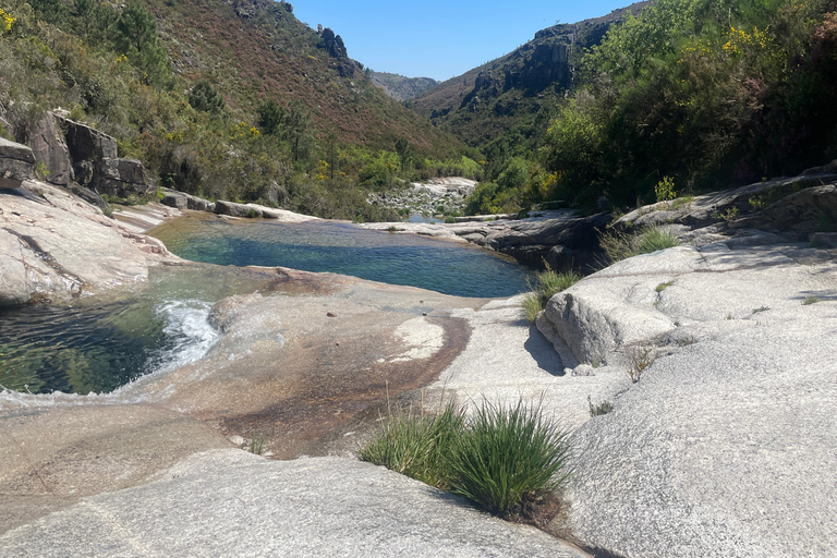 Porto: nuoto, escursioni, picnic nel Parco Nazionale di Gerês