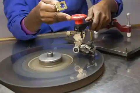 Exclusive Private Tour in The Israel Diamond Exchange