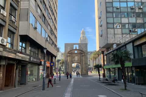 Montevideo: Half-Day Sightseeing Tour