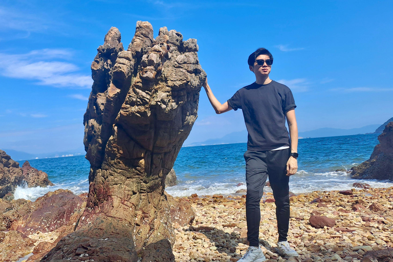 Hong Kong: Geopark Flaming Red Coast Hopping Tour