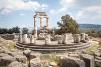 Gita di un giorno di Delphi per piccoli gruppi da Atene - Housity