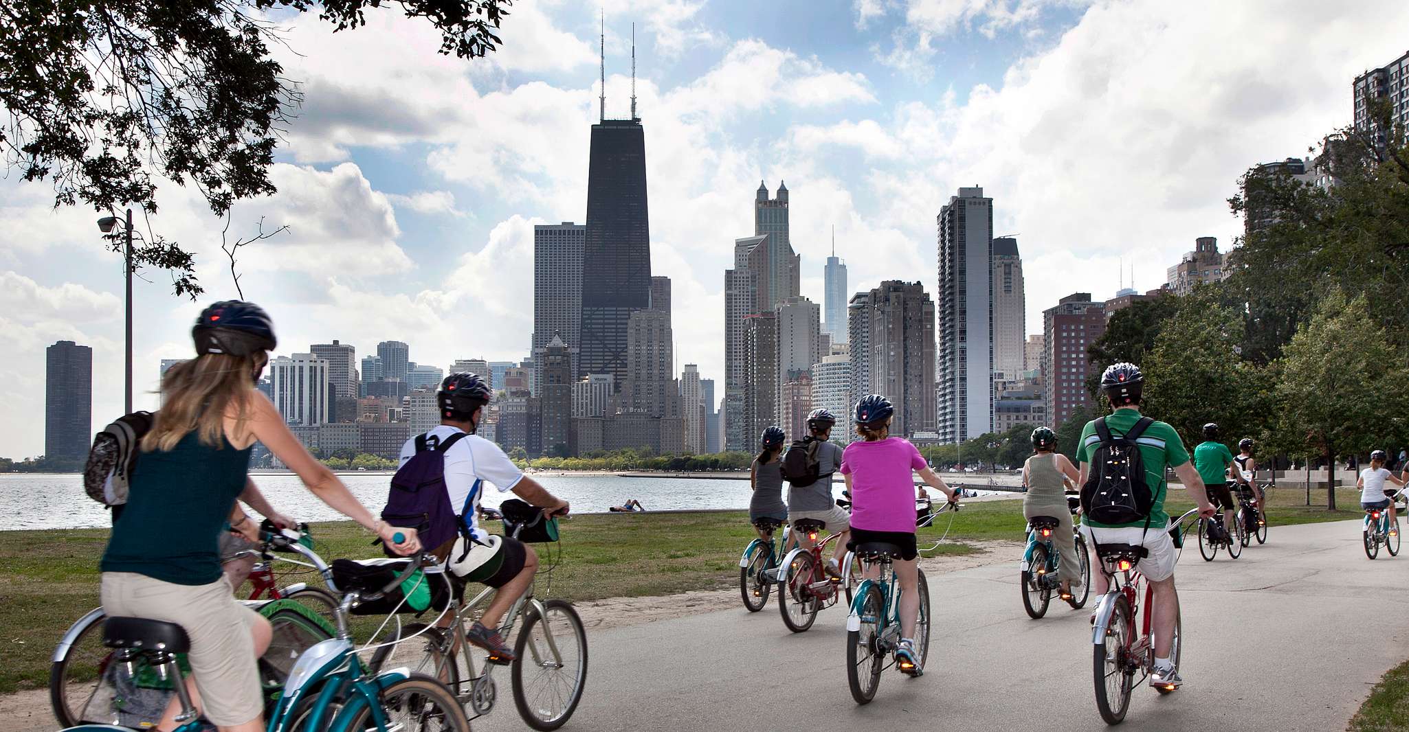 Chicago, Full-Day or Half-Day Bike Rental - Housity