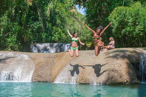 Negril: Safari nad Czarną Rzeką i wycieczka nad wodospad YS z lunchem