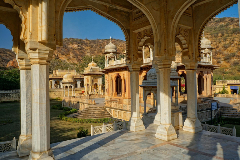 From Delhi: 2-Day Jaipur Tour with Palaces, Forts & Culture Tour with 4-Star Hotels