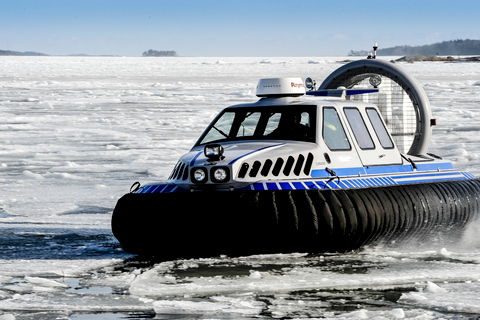 Helsinki: Arktisches Luftkissenboot-Erlebnis mit MittagessenHelsinki: Arktisches Hovercraft-Erlebnis mit Mittagessen