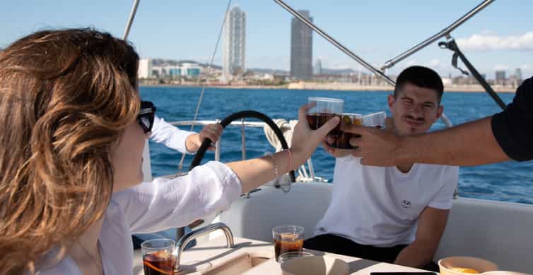 Barcelona: Daytime or Sunset Cruise with Drinks photo 4