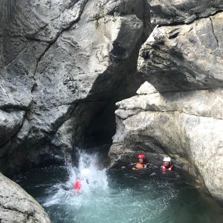 Fabbriche Casabasciana: River Trekking In Cocciglia Canyon