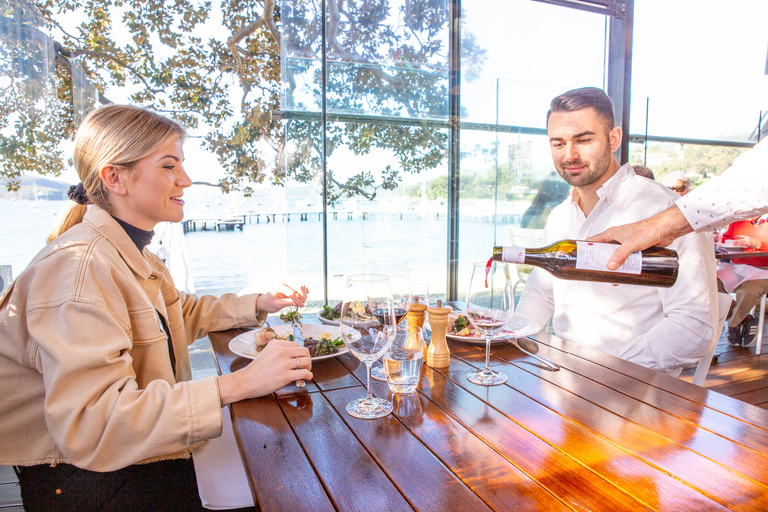 Sydney Harbour: Luxury Multi-Stop Lunch Cruise