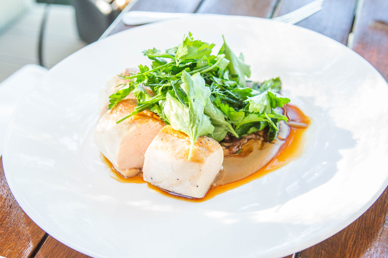 Sydney Harbour: Luxury Multi-Stop Lunch Cruise
