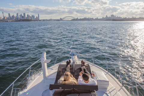 Sydney Harbour: Luxury Multi-Stop Lunch Cruise