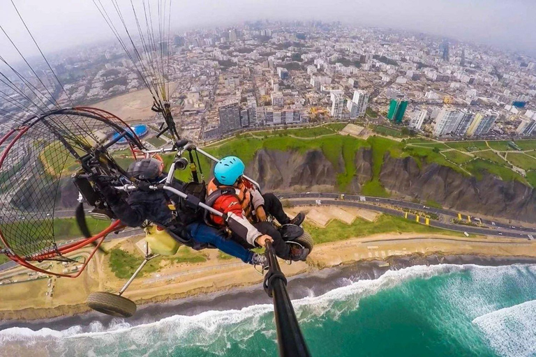 Lima: Paragliding Along The Costa Verde