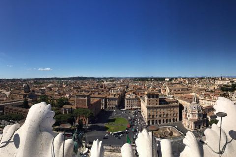 Rome : Ascenseur panoramique en verre avec application audio