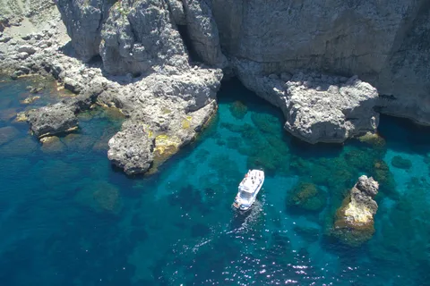 Trapani: Marettimo Island and Sea Caves Boat Tour with Lunch