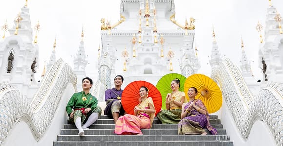 Lanna Culture Experience with Thai Dress & Night Safari