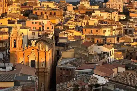 E-Bike Tour & Street Food nel Centro Storico Di Agrigento