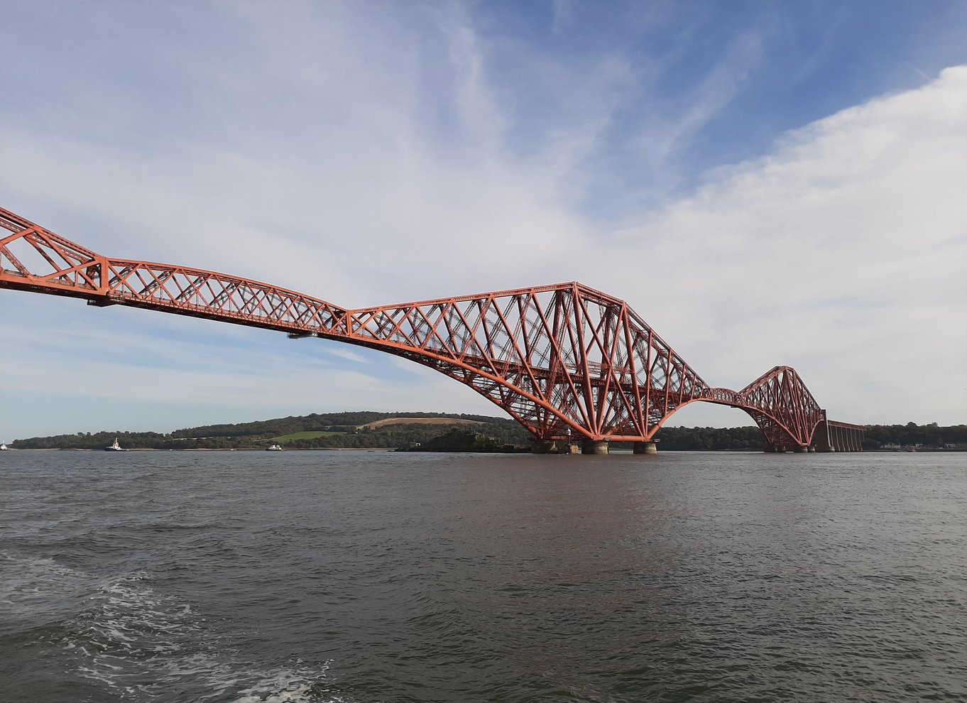 Edinburgh: 'Firth of Forth' Three Bridges Sightseeing Cruise