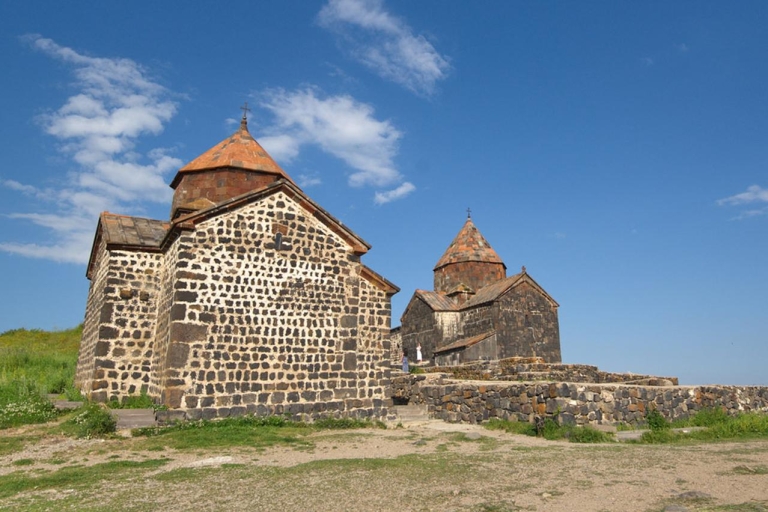 Armenia: Excursión Privada al Lago Sevan, Monasterio de SevanavankVisita guiada privada