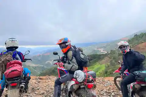 Desde Ha Noi: 10 Días 9 Noches Cao Bang - Ha Giang - Lago Ba Be