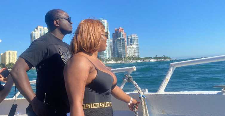 Miami City Cruise to Millionaire's Homes & Venetian Islands