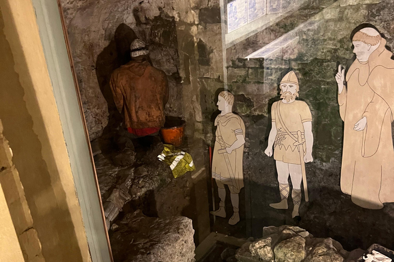 From London: Small Group Travel to Bath Stonehenge Cotswold