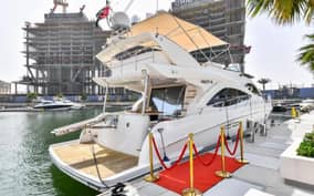 Dubai: Marina Private Luxury Yacht Tour