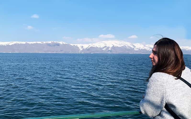 Ερεβάν: Hayravank Monastery Tour: Lake Sevan, Noratus, & Hayravank ...