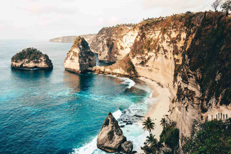 Nusa Penida: Privatwagenvermietung mit FahrerAbholung von Nusa Penida Hotels