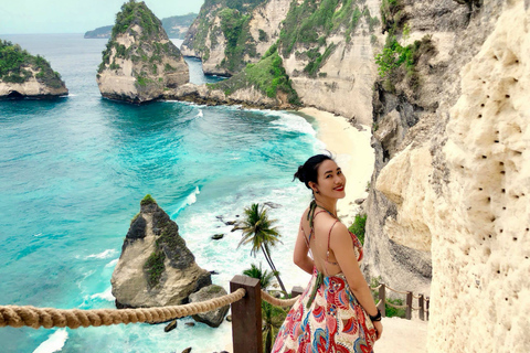 Nusa Penida: Privatwagenvermietung mit FahrerAbholung von Nusa Penida Hotels