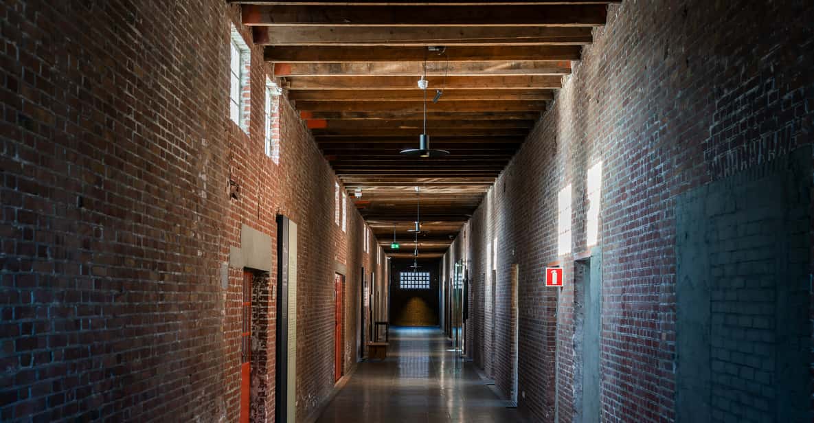 Afbeelding 2 van Oranjehotel Tweede Wereldoorlog Gevangenis Entree Ticket