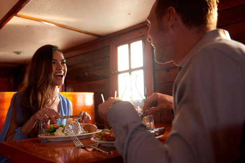 Cancun: Columbus le dîner-croisière romantiqueMenu Surf N 'Turf