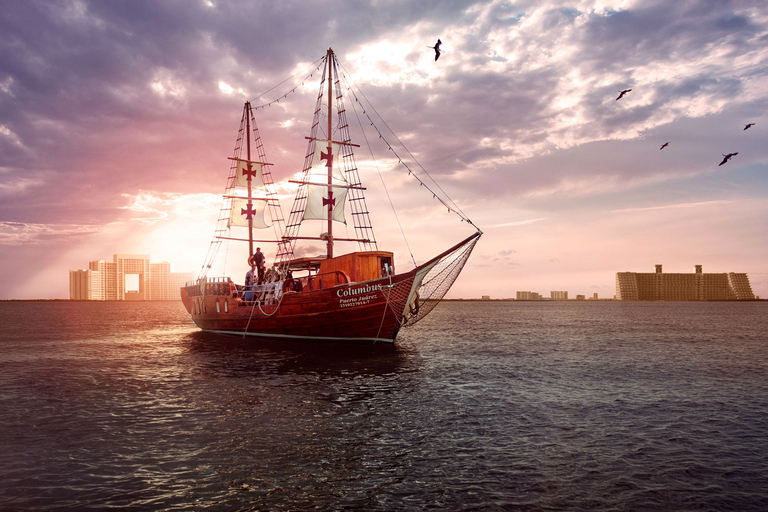 Cancun: Columbus The Romantic Dinner Cruise Lobster Menu