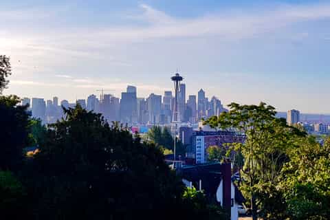 Seattle: Private Highlights Experience with a Local
