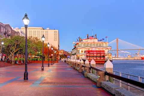 Savannah Paranormal Ghost Walking Tour Savannah: Twilight Ghost Walking Tour