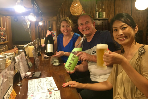 Tokyo: Private Eat & Drink Like a Local TourTokyo: Halve dag eten en drinken als een local